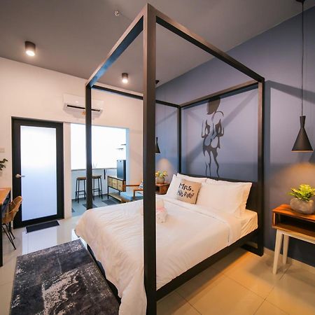 The Best Hotel In Bayan Lepas - The Lov Penang Exterior photo