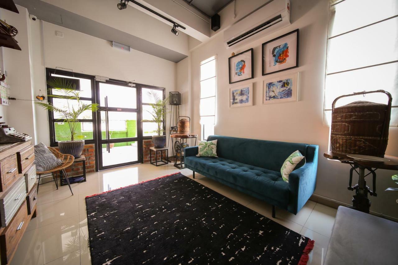 The Best Hotel In Bayan Lepas - The Lov Penang Exterior photo